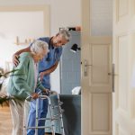 Dom seniora – Współczesna pomoc dla starszych członków rodziny